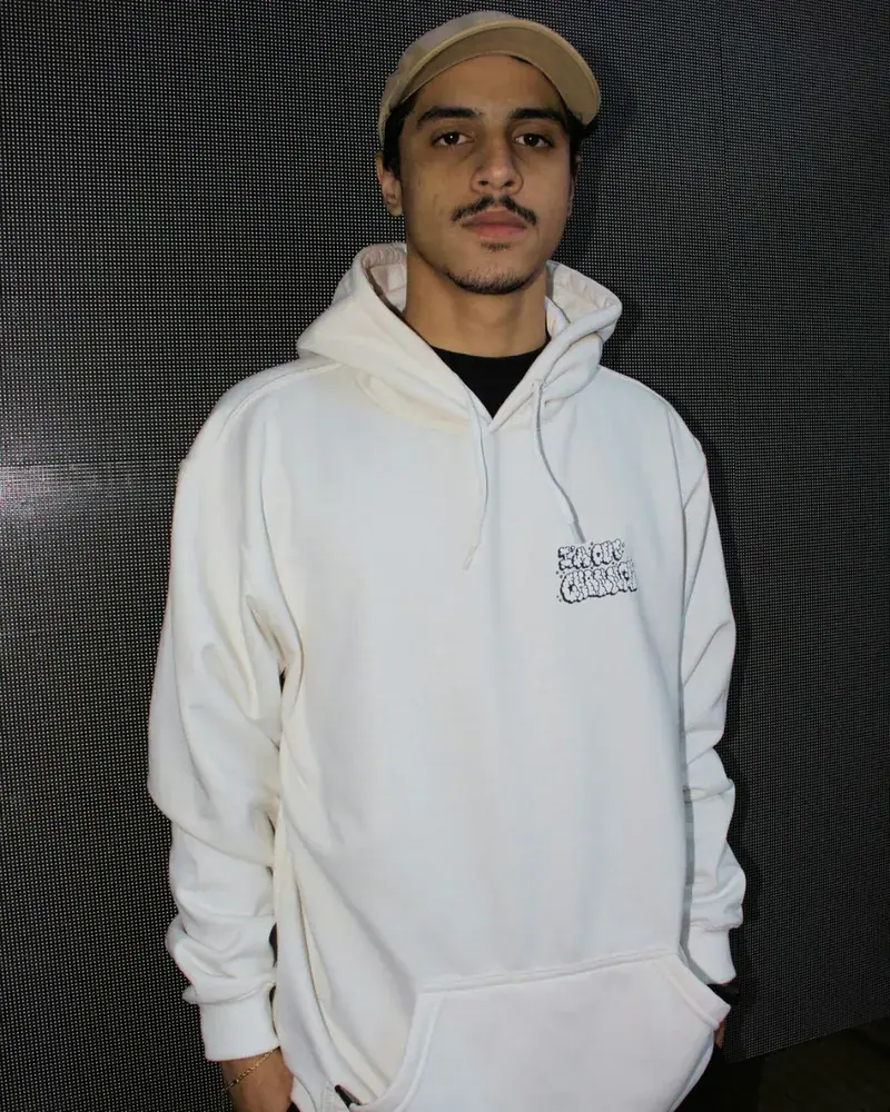 Moletom Canguru Off White — vestido no ensaio No Coffee, No Work
