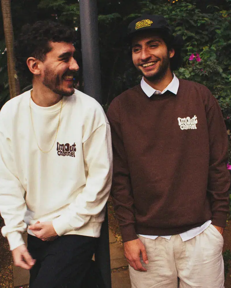 Moletom Careca Marrom — vestido no ensaio No Coffee, No Work